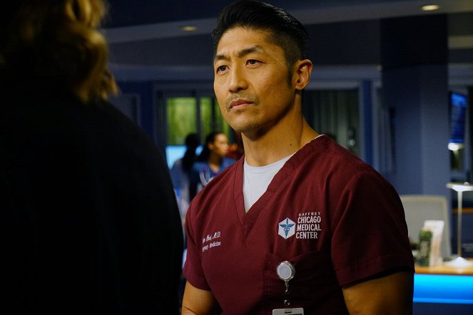 Chicago Med - The Ground Shifts Beneath Us - Van film - Brian Tee