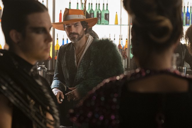 Star Trek: Picard - Stardust City Rag - Photos - Santiago Cabrera