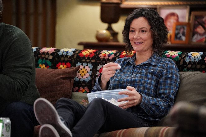 The Conners - Season 2 - Brothers, Babies and Breakdowns - Film - Sara Gilbert