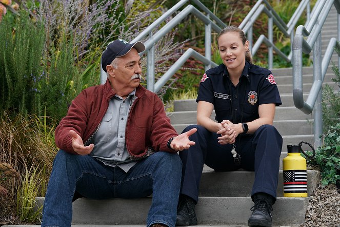 Station 19 - Into the Woods - Film - Miguel Sandoval, Danielle Savre