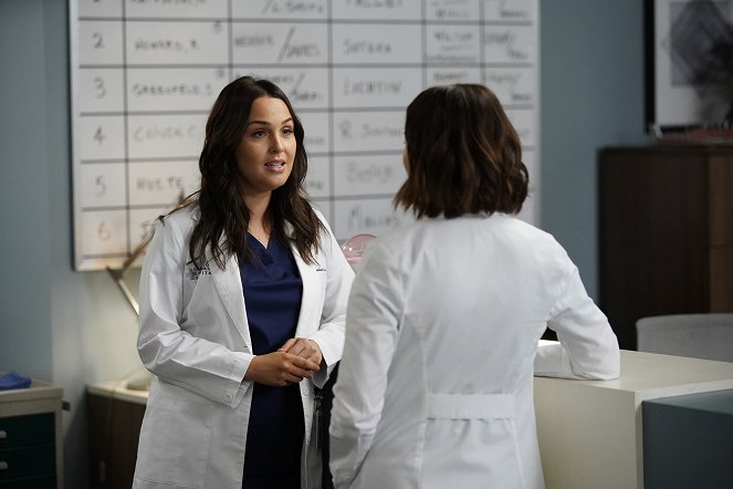 Grey's Anatomy - Die jungen Ärzte - Season 16 - Darf ich bitten? - Filmfotos - Camilla Luddington