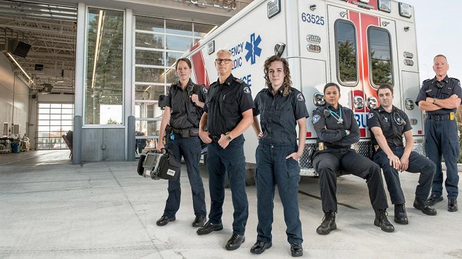 Paramedics: Life on the line - Werbefoto