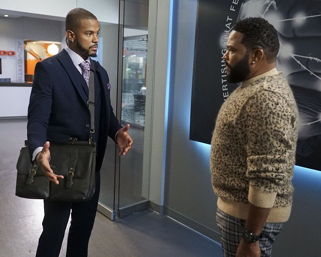 Grown-ish - Real Life S**t - Photos - Trevor Jackson, Anthony Anderson