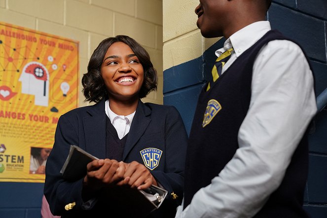Black Lightning - The Book of Occupation: Chapter Two: Maryam's Tasbih - Photos - China Anne McClain