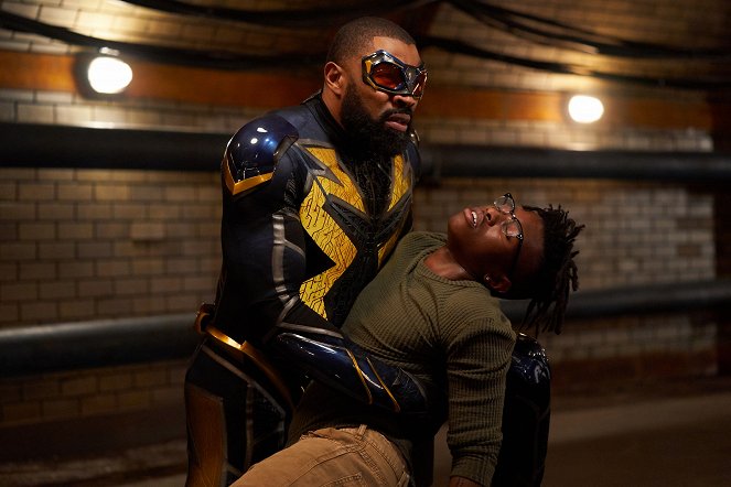 Black Lightning - The Book of Occupation: Chapter Five: Requiem for Tavon - Photos - Cress Williams