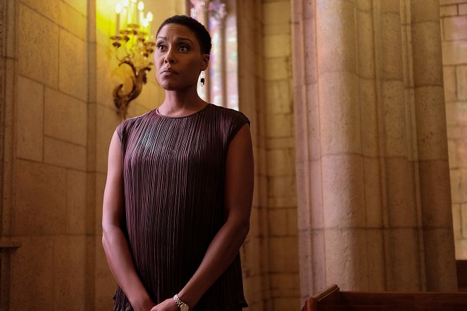 Black Lightning - The Book of Resistance: Chapter One: Knockin' on Heaven's Door - Photos - Christine Adams