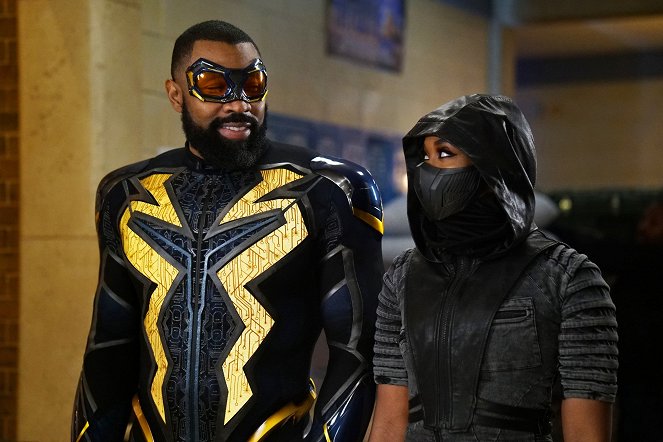Black Lightning - The Book of Markovia: Chapter One: Blessings and Curses Reborn - Photos - Cress Williams, Nafessa Williams