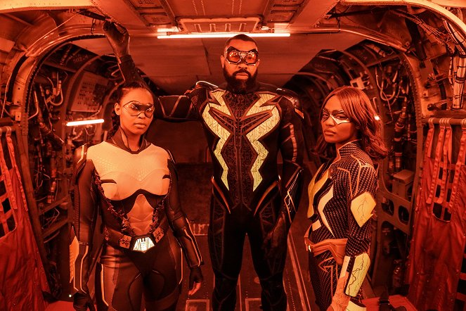 Black Lightning - The Book of Markovia: Chapter Four: Grab the Strap - Promoción