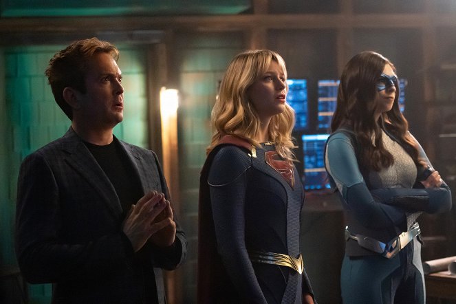 Supergirl - To właśnie superżycie - Z filmu - Thomas Lennon, Melissa Benoist, Nicole Maines