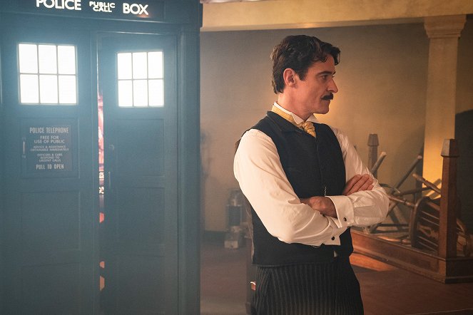 Doctor Who - Season 12 - Nikola Tesla's Night of Terror - Kuvat elokuvasta - Goran Visnjic