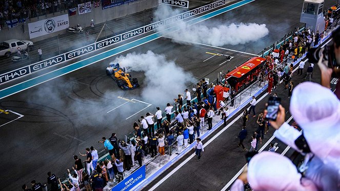 Formula 1: Taistelu paalupaikasta - Season 1 - Kuvat elokuvasta
