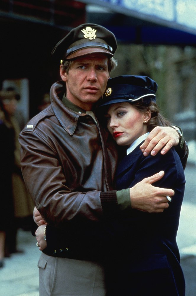 Ao Encontro da Guerra e do Amor - Do filme - Harrison Ford, Lesley-Anne Down