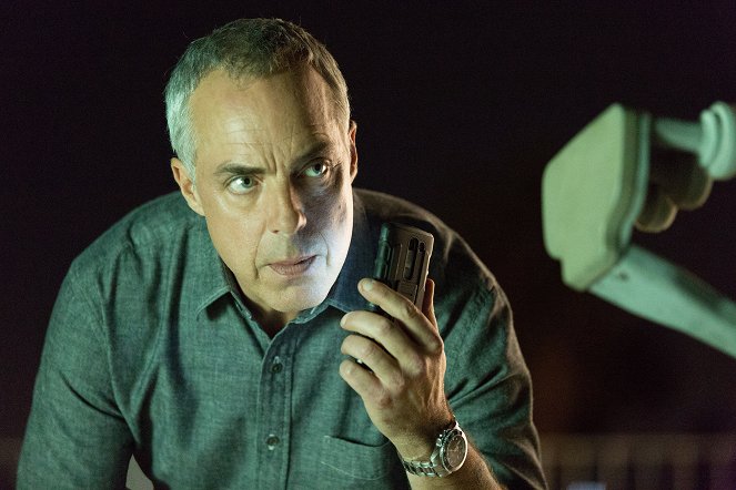 Bosch - Season 3 - The Four Last Things - Photos - Titus Welliver