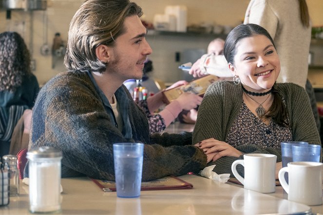 This Is Us - A Hell of a Week: Part Three - Film - Austin Abrams, Hannah Zeile
