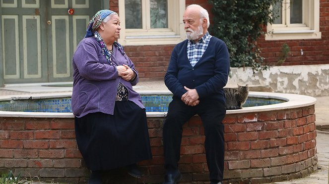 Kalbimdeki Deniz - Episode 24 - De la película - Güzin Usta