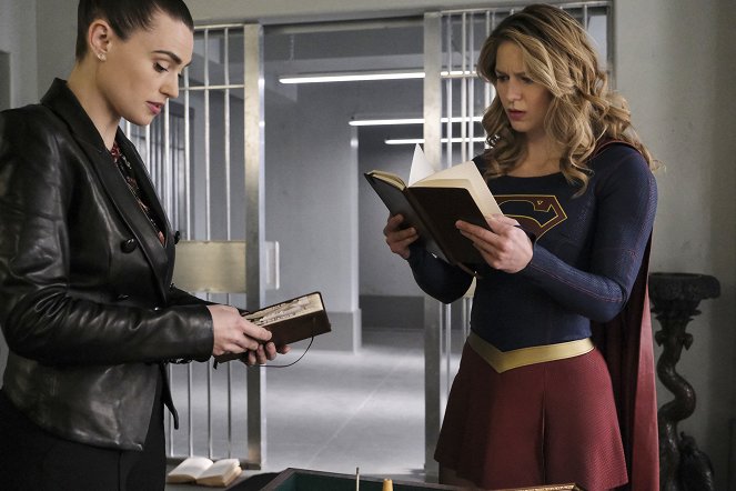 Supergirl - Season 4 - Crimen y castigo - De la película