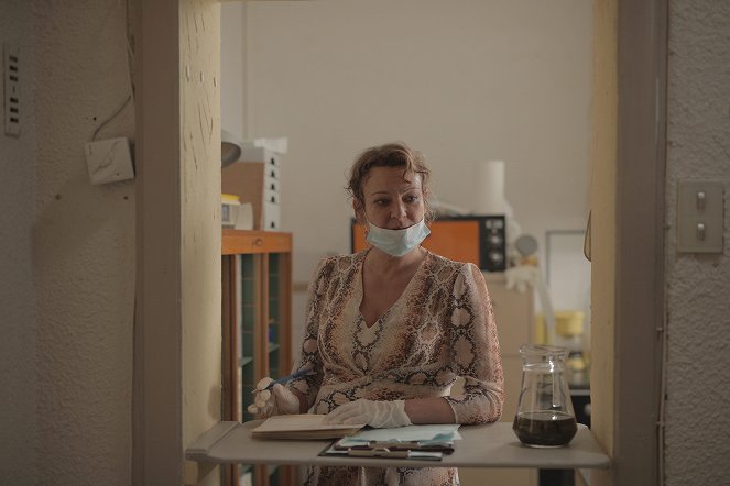 Ein Tisch in der Provence - Ein Tisch in der Provence: Hoffnung auf Heilung - Z filmu - Lilly Forgách