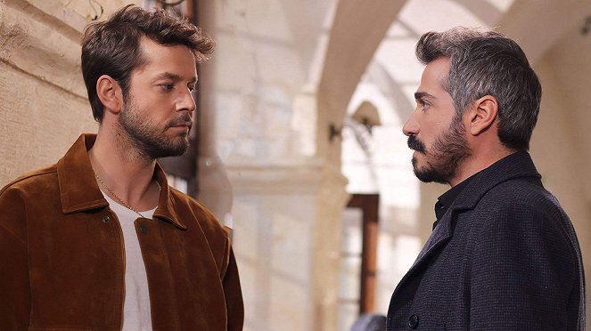 Hercai - Season 2 - Episode 15 - Filmfotos - Ahmet Kayakesen, Cahit Gök