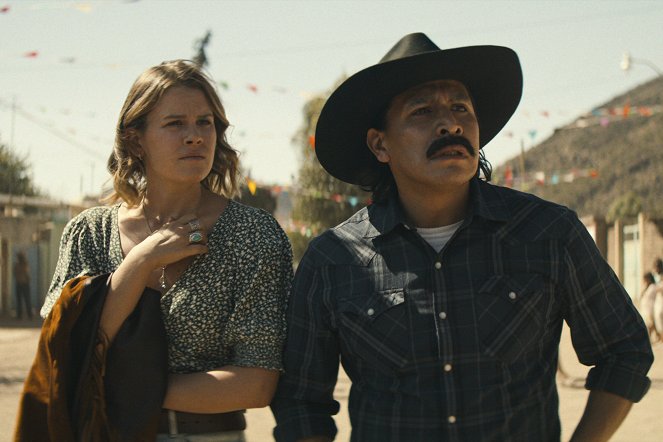 Narcos: México - Queda do sistema - Do filme