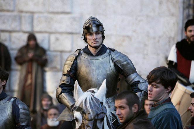 Medici - Standing Alone - Photos - Bradley James