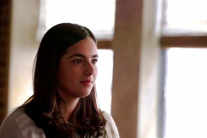 Mistresses - Survival of the Fittest - Photos - Alanna Masterson