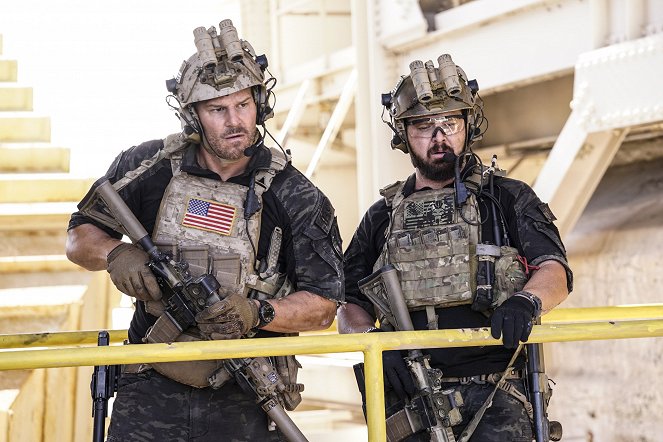 SEAL Team - Season 2 - Mission: Bohrinsel - Filmfotos