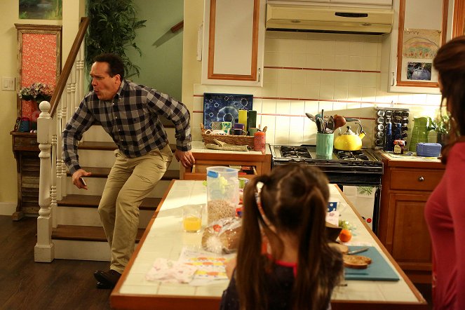 American Housewife - Other People's Marriages - Photos - Diedrich Bader