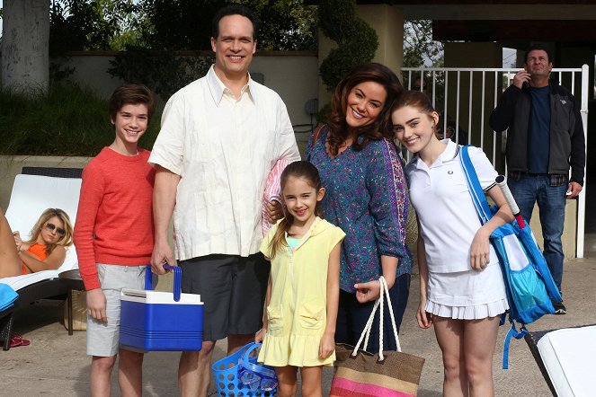 American Housewife - The Club - Making of - Daniel DiMaggio, Diedrich Bader, Julia Butters, Katy Mixon, Meg Donnelly