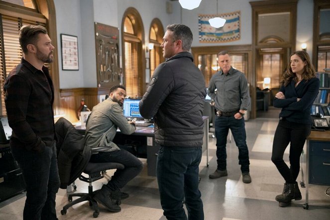 Chicago Fire - Season 8 - Off the Grid - Photos