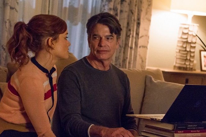 Jane Levy, Peter Gallagher