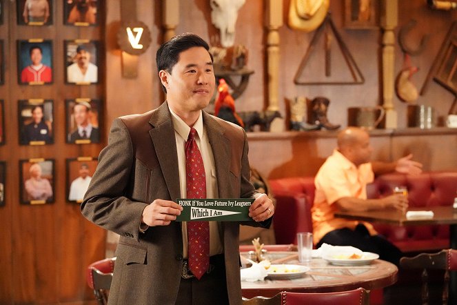 Fresh Off the Boat - Season 6 - Commencement - Photos
