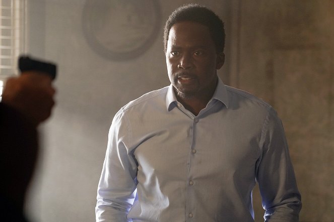 The Rookie - Day of Death - Photos - Harold Perrineau