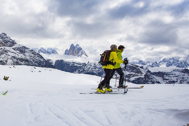Bergwelten - Weiße Dolomiten - Auf Skiern durchs Weltnaturerbe - Kuvat elokuvasta