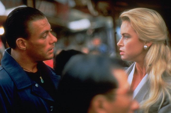 Dvojitý zásah - Z filmu - Jean-Claude Van Damme, Alonna Shaw