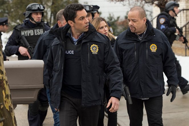 Law & Order: Special Victims Unit - Daydream Believer - Photos - Danny Pino, Ice-T