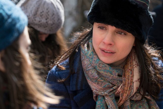 Law & Order: Special Victims Unit - Devastating Story - Photos - Laura Fraser