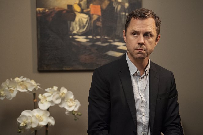 Sneaky Pete - The Little Sister - Photos