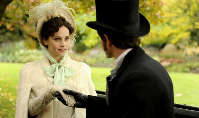 Hysteria - Van film - Felicity Jones