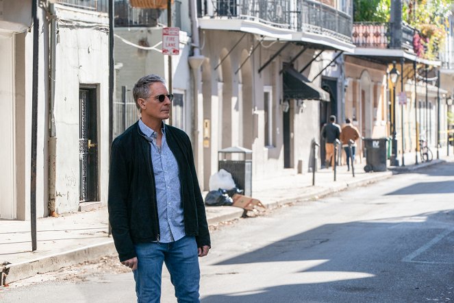 NCIS: New Orleans - The Root of All Evil - Photos - Scott Bakula