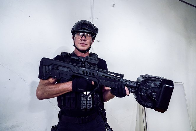 SWAT - Különleges egység - Soha többé - Forgatási fotók - Kenny Johnson