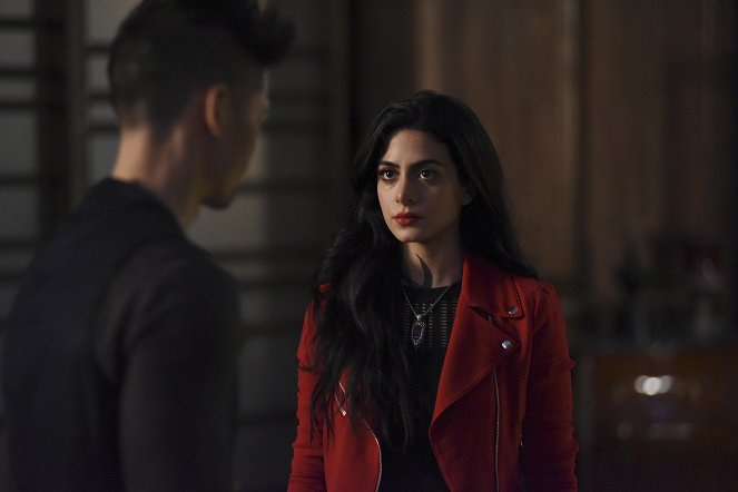 Shadowhunters: The Mortal Instruments - This Guilty Blood - Photos - Emeraude Toubia