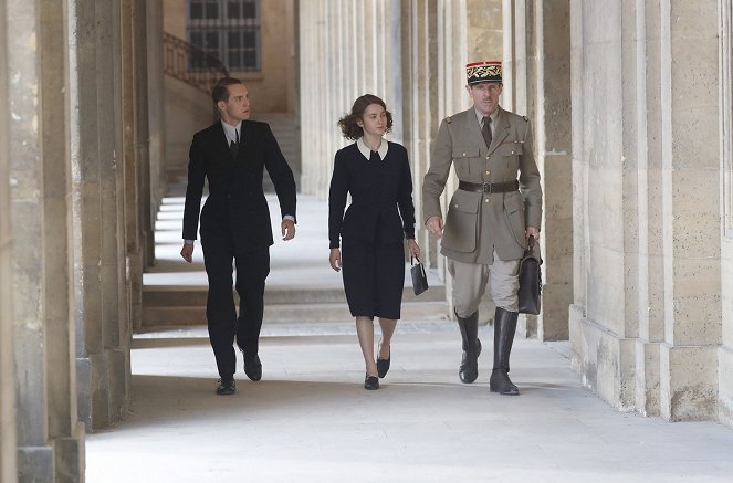 De Gaulle - De la película - Lucie Rouxel, Lambert Wilson