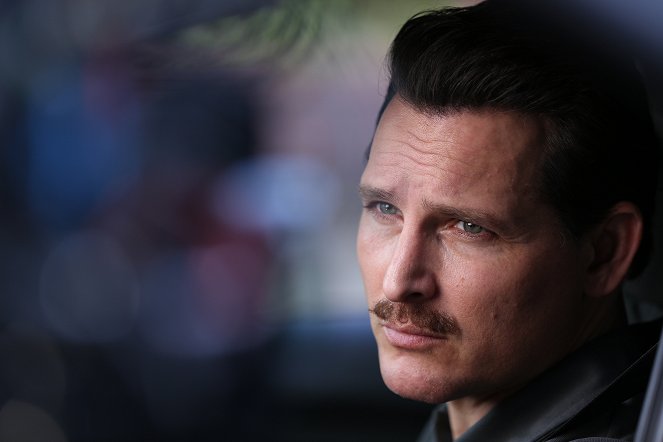 Running with the Devil - Photos - Peter Facinelli