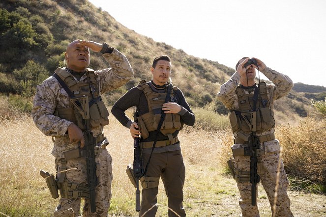NCIS: Los Angeles - Season 11 - Alsiyadun - Photos - LL Cool J, Erik Palladino, Chris O'Donnell