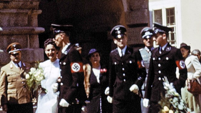 Universum History: Mutterkreuz und Rassenwahn - Frauen im Dritten Reich - Filmfotos