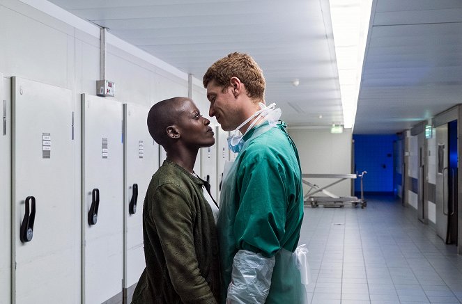 Tatort - Krieg im Kopf - Photos - Florence Kasumba, Daniel Donskoy