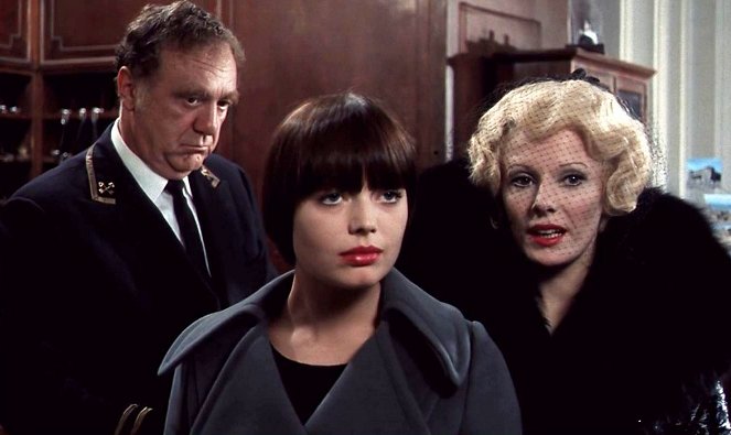 Daughters of Darkness - Photos - Paul Esser, Andrea Rau, Delphine Seyrig