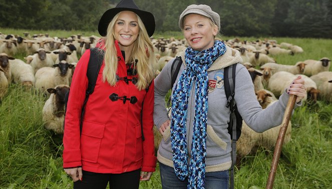 Mit Bock durchs Land - Season 2 - Eva Habermann und Anne Kraft als Hilfsschäfer - Van film