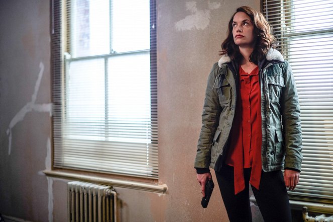 Luther - Episode 2 - Photos - Ruth Wilson