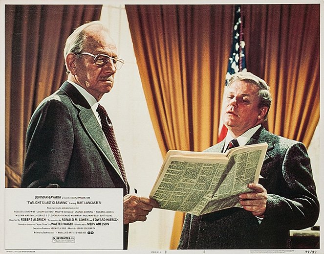 Ultimátum - Fotosky - Melvyn Douglas, Charles Durning